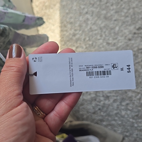 Liz Claiborne Cream Floral Wrap Blouse - Picture 4 of 7